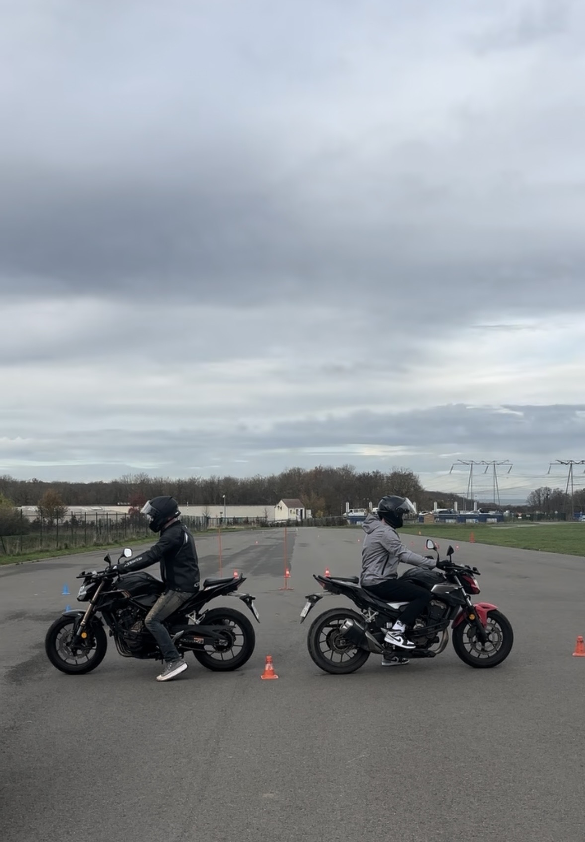 Exercice de plateau à moto